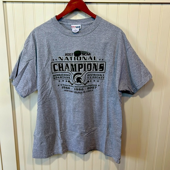 Y2K Michigan State Hockey tee shirt XL National Champions 2007 Spartans MSU - Picture 1 of 8